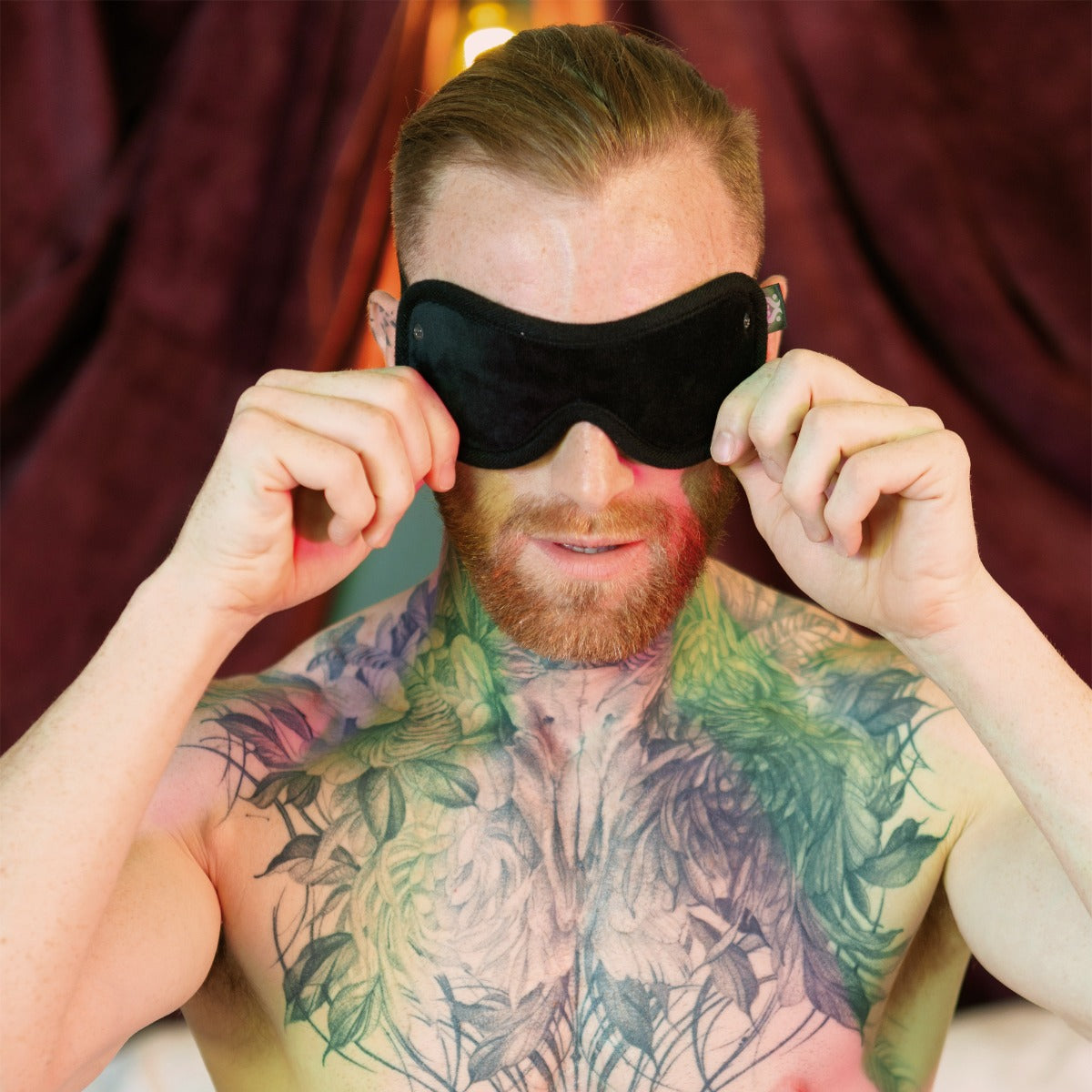 SEI MIO - Sensory Surrender - Blindfold Gag and Earplug Kit